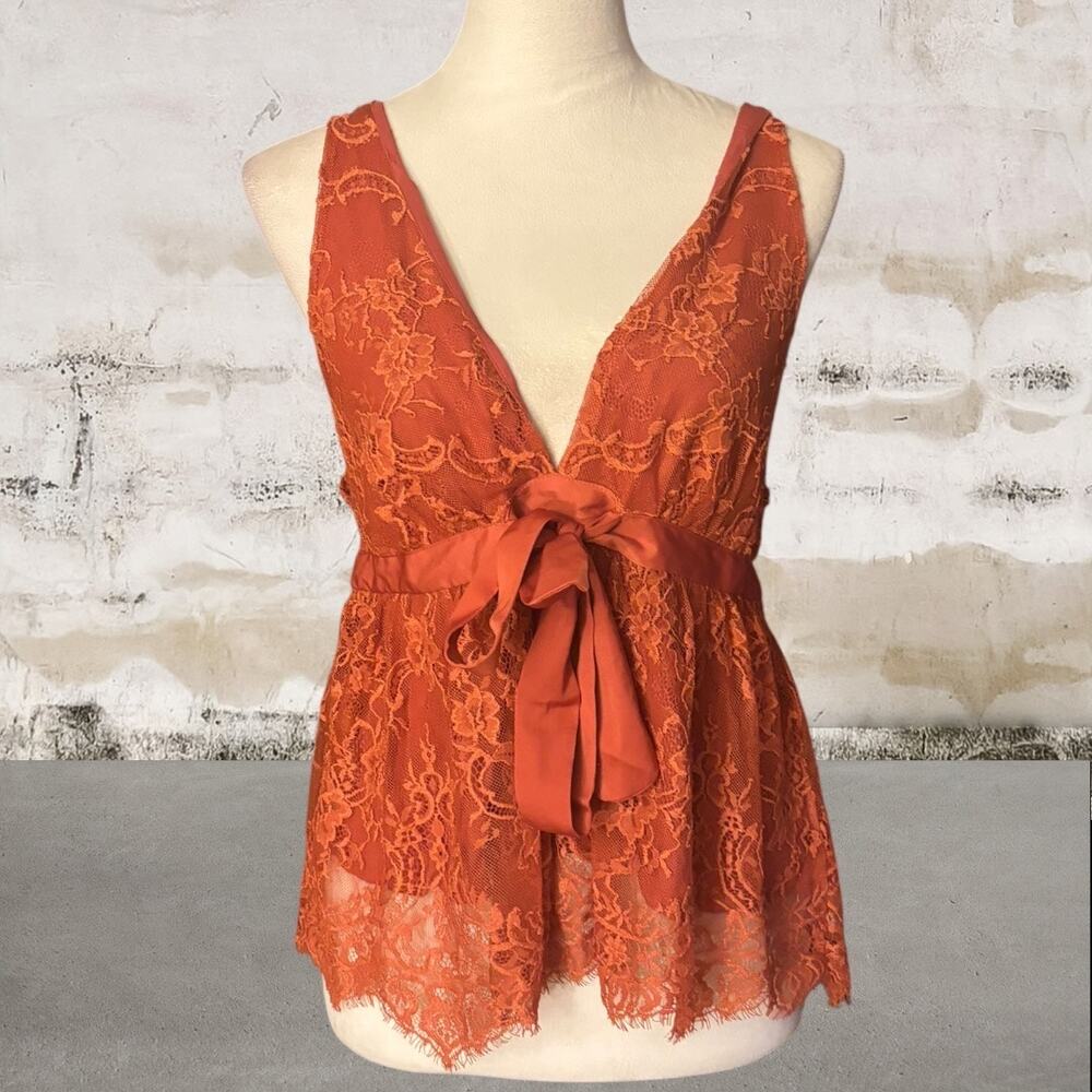 Free People NWT Chante Lace Tie-Front Tank Top in Medium - Picture 3 of 7